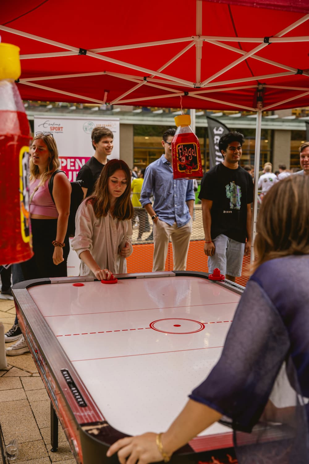 Airhockey huren Uitjesthuis