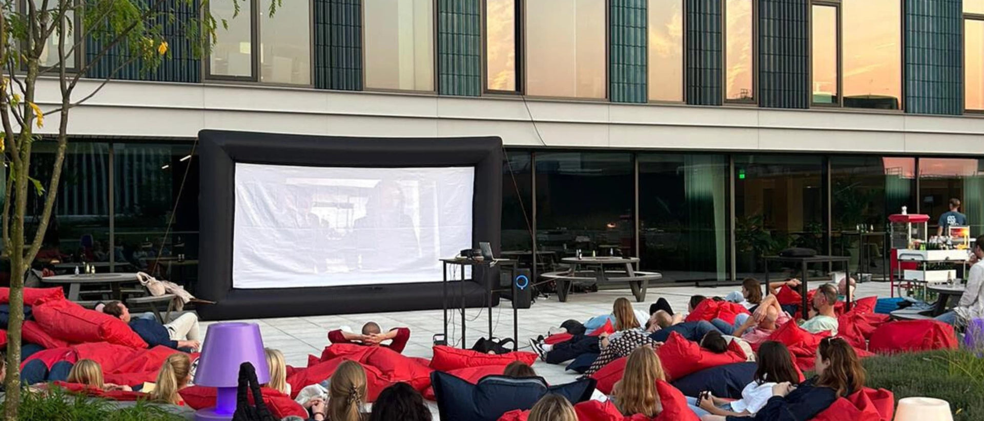 Uitjesthuis bioscoop op locatie