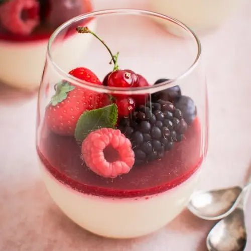 Panna cotta met rood fruit compote - Uitjesthuis